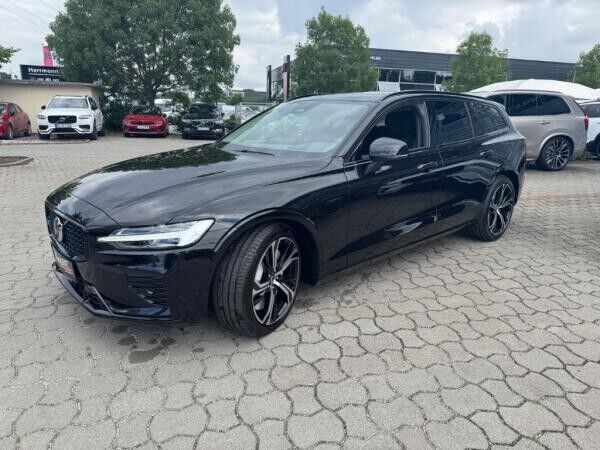 Volvo V60 T6 Plug-in Hybrid AWD Plus Dark+LagomPak+