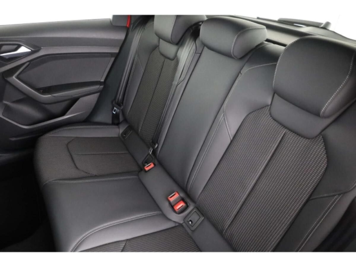 Audi A1 Sportback 35 TFSI S line LP: 38.560,- /Rückfahrkamera