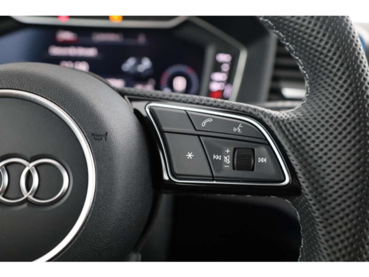 Audi A1 Sportback 35 TFSI S line LP: 38.560,- /Rückfahrkamera