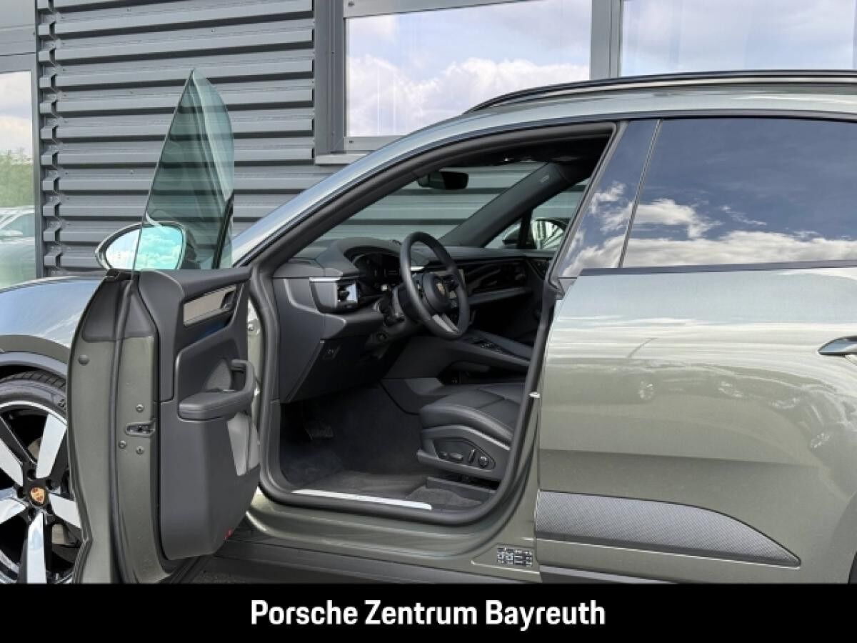 Porsche Macan AHV*MATRIX*INNO*22-ZOLL*LUFTFEDER*HEADUP*
