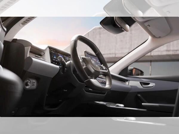 MG S5 EV Comfort Standard Range