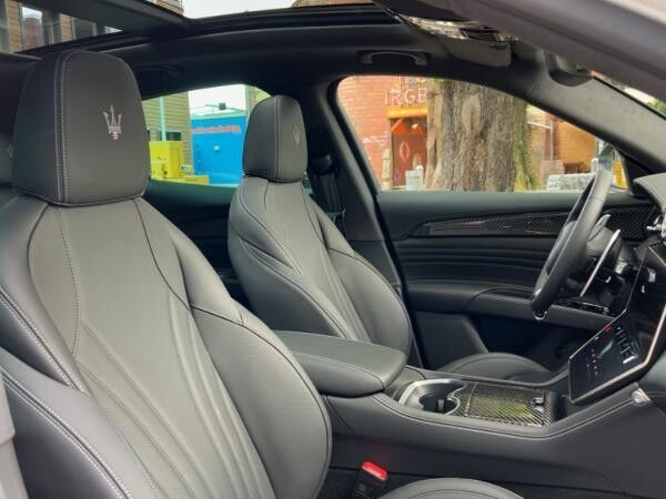 Maserati Grecale 5-Jahre Garantie / Hier fängt Luxus an! Neuwagenaktion!