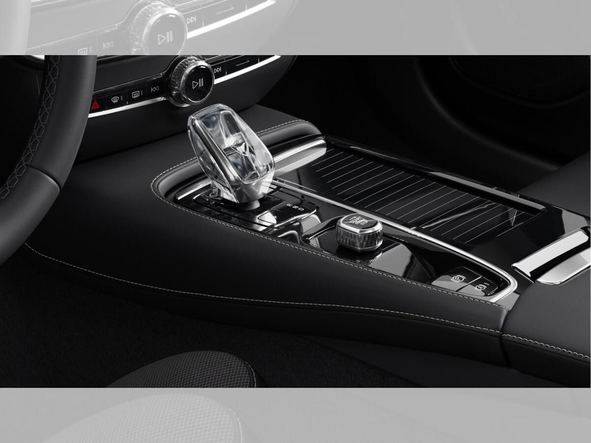 Volvo V60 T8 Plus Dark/MY26/ Sofort!/0,5%/Lagom-Pak/ Aurora Silver Volvo V60 T8 Plus Dark/MY26/ Sofort!/0,5%/Lagom-Pak/ Aurora Silver