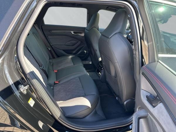 Audi A6 Avant 6-Zylinder TFSI *Neues Modell!* Vorführfahrzeug
