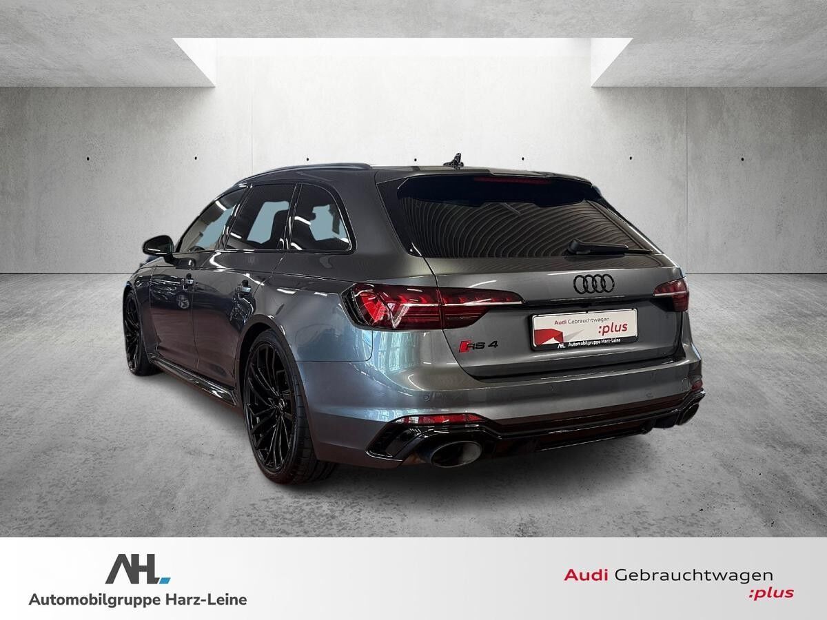 Audi RS4 Avant 2.9 TFSI quattro Pano HuD Keramik 280km/h RS-Sportabgas