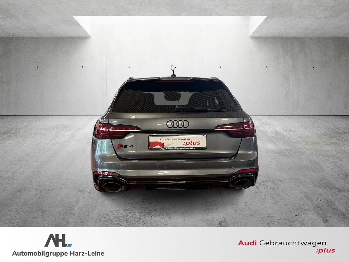 Audi RS4 Avant 2.9 TFSI quattro Pano HuD Keramik 280km/h RS-Sportabgas