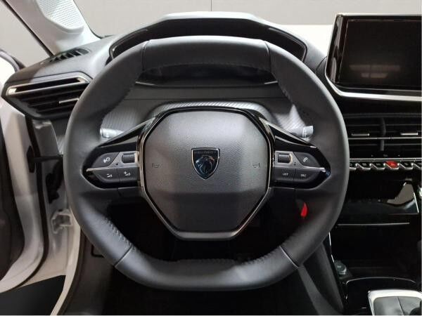 Peugeot 208 1.2 PureTech 100 Allure *Sitzheizung*Kamera*