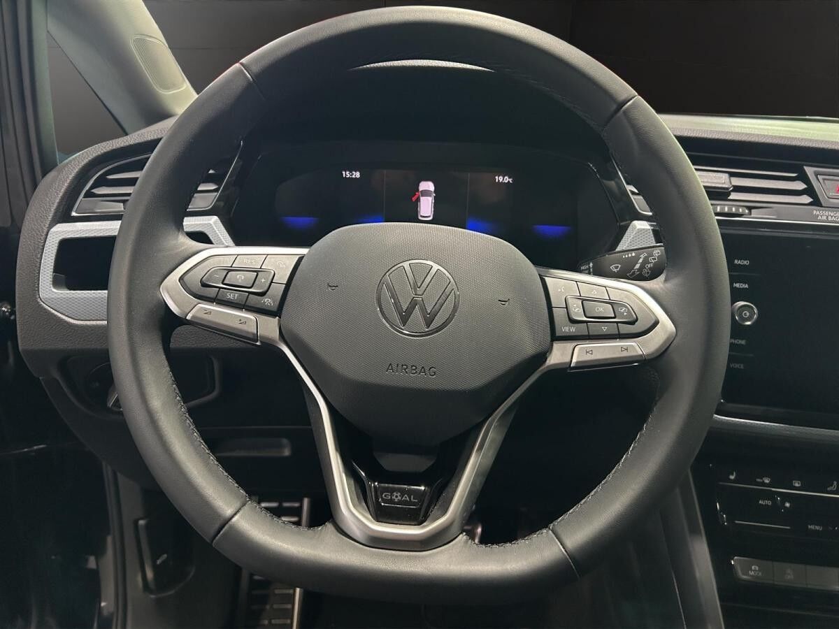 Volkswagen Touran GOAL 1.5 TSI*DSG*CAM*IQ-LIGHT*AHK*SHZ*ACC