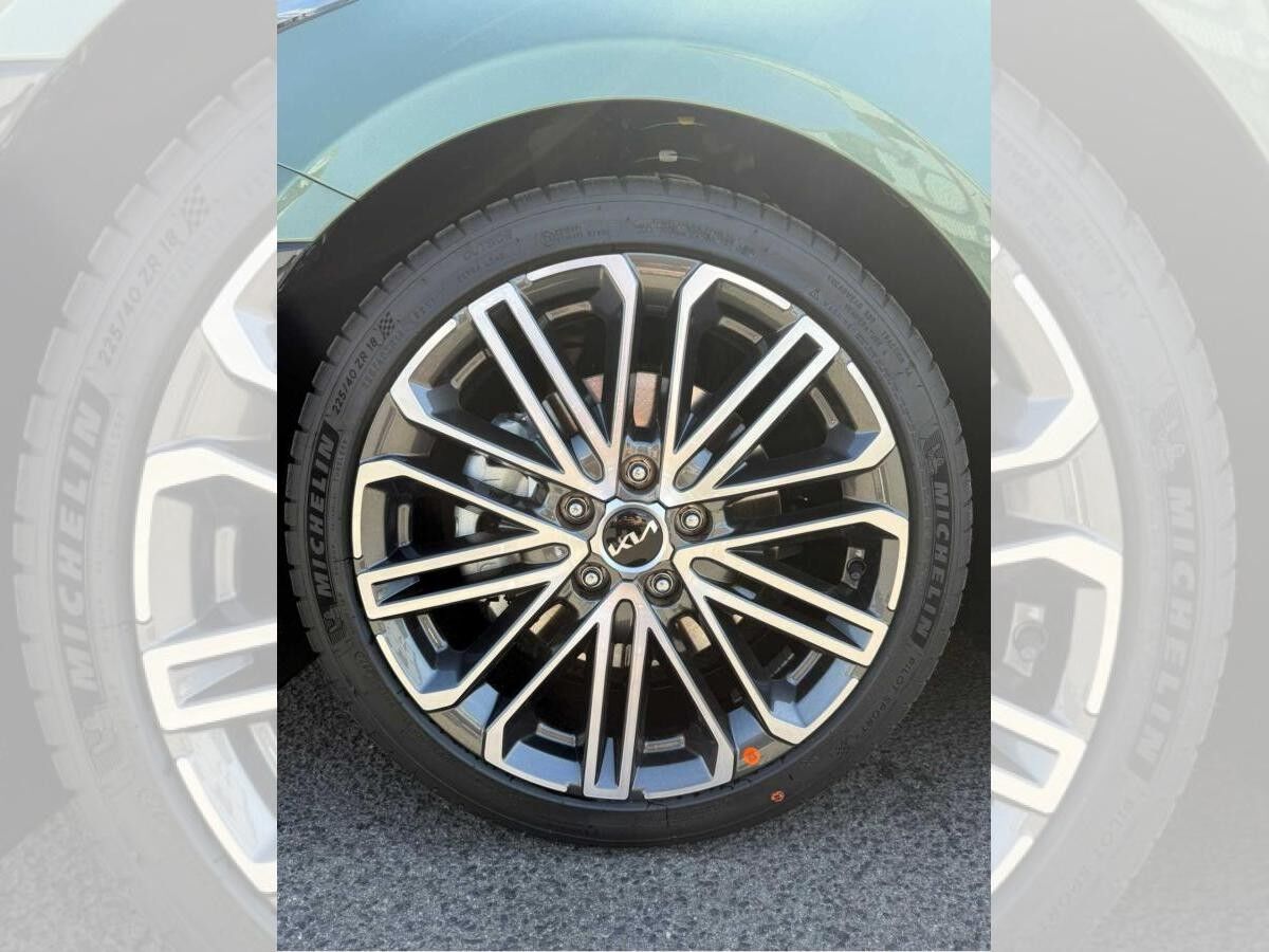 Kia Ceed GT-line 1.5 T-GDI 140 PS DCT +18Z