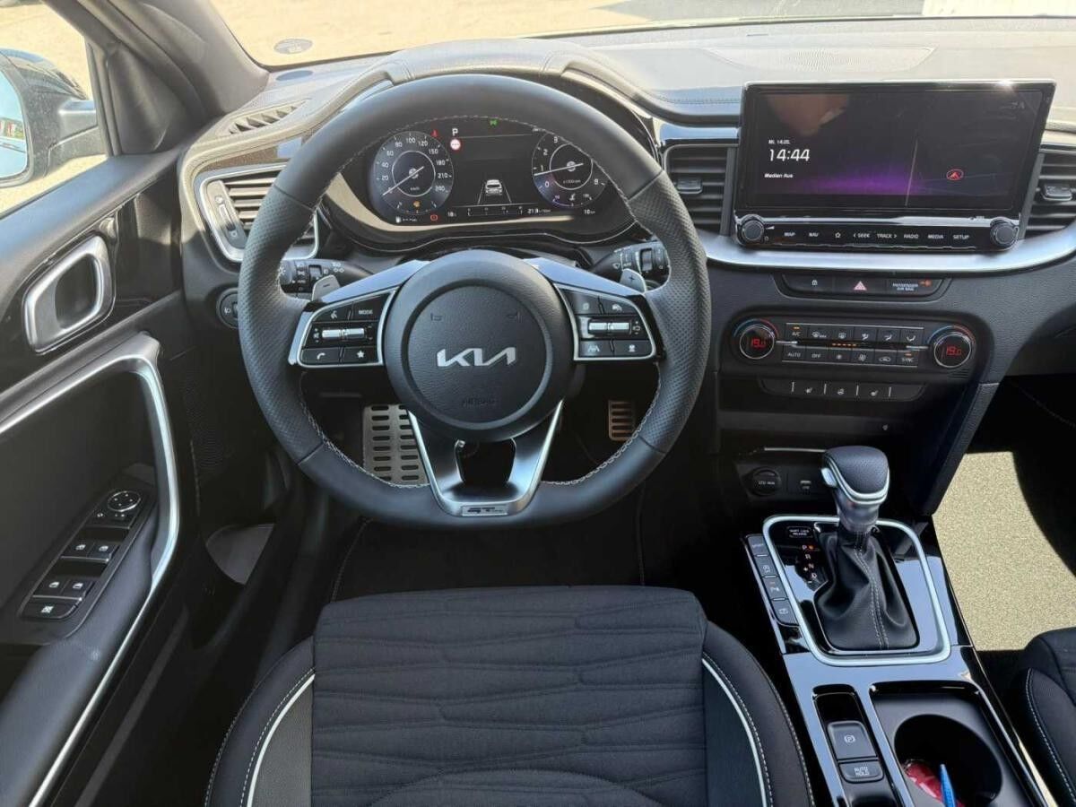 Kia Ceed GT-line 1.5 T-GDI 140 PS DCT +18Z