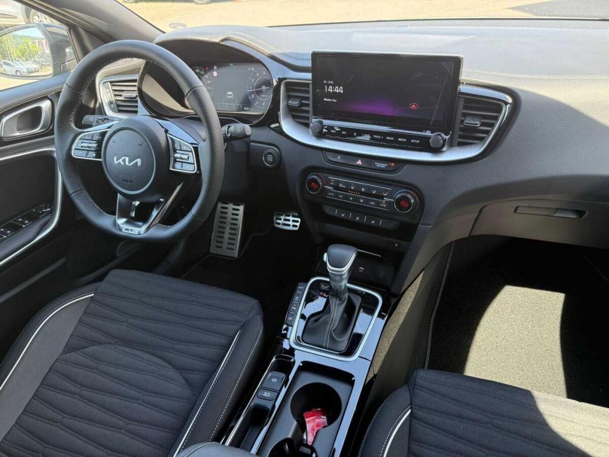 Kia Ceed GT-line 1.5 T-GDI 140 PS DCT +18Z