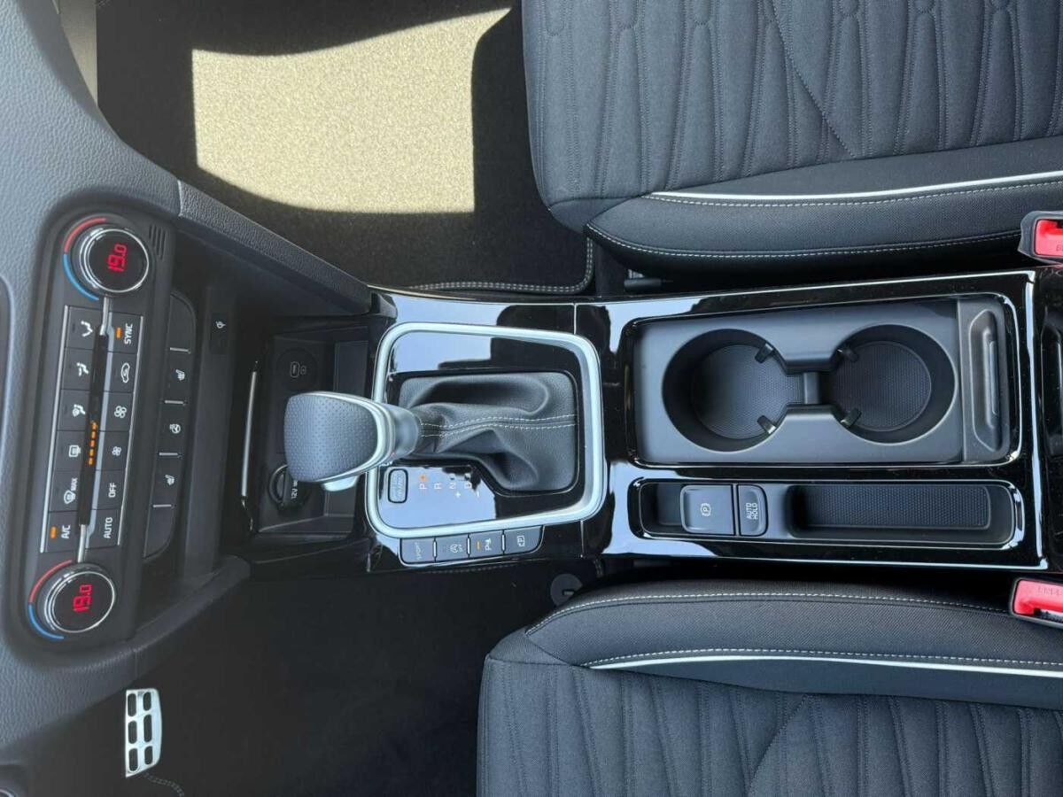 Kia Ceed GT-line 1.5 T-GDI 140 PS DCT +18Z