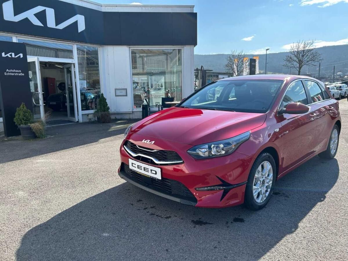 Kia Ceed Vision 1.5 T-GDI DCT7 +SHZ+RFK