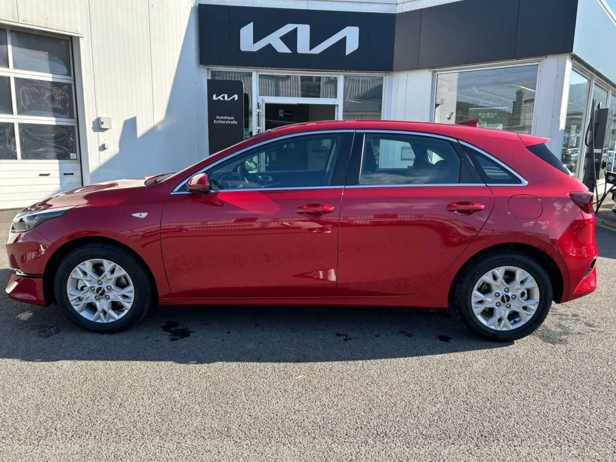 Kia Ceed Vision 1.5 T-GDI DCT7 +SHZ+RFK