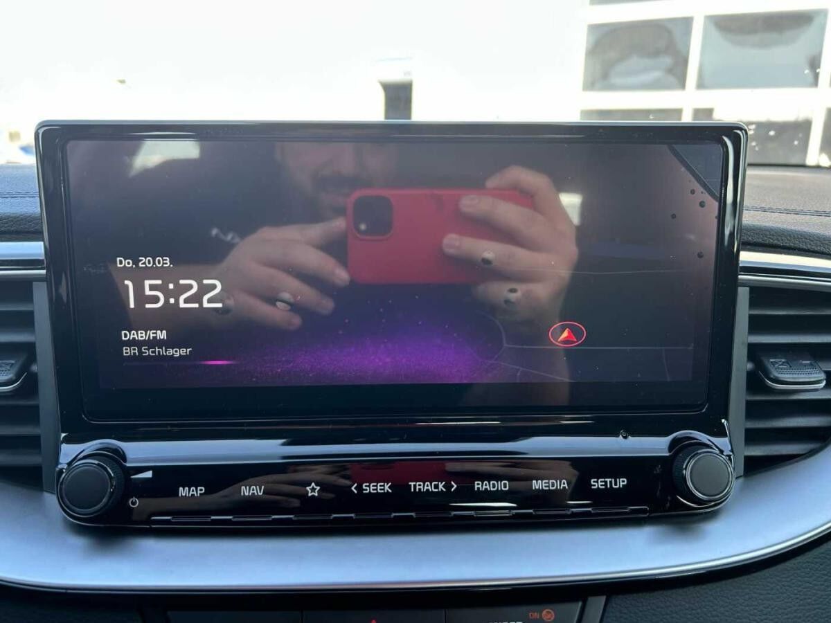 Kia Ceed Vision 1.5 T-GDI DCT7 +SHZ+RFK