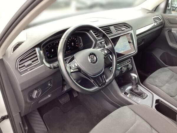 Volkswagen Tiguan 1.5 TSI DSG R-LINE *360° *AHK *LM20 *ACC