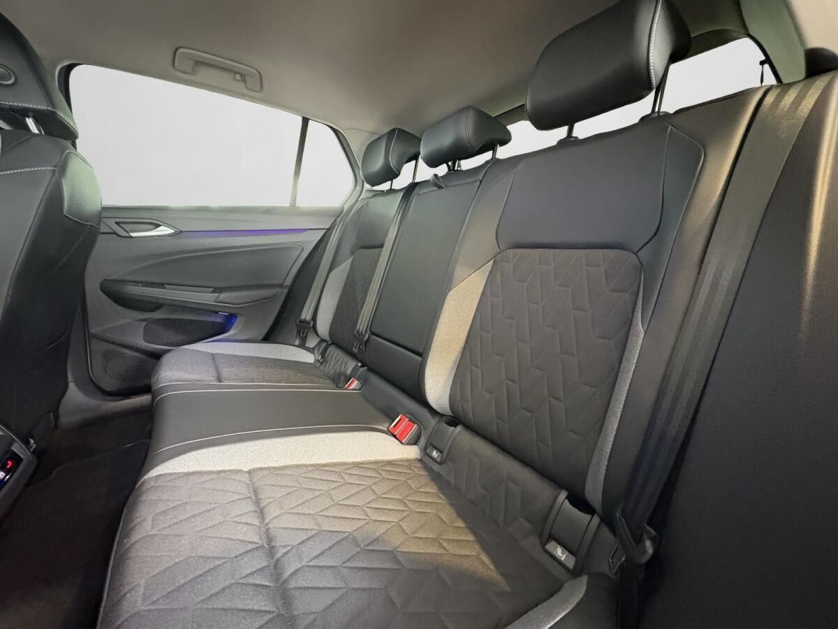 Volkswagen Golf GOAL 1.5 eTSI DSG *PANO *MATRIX *KAMERA *IQ