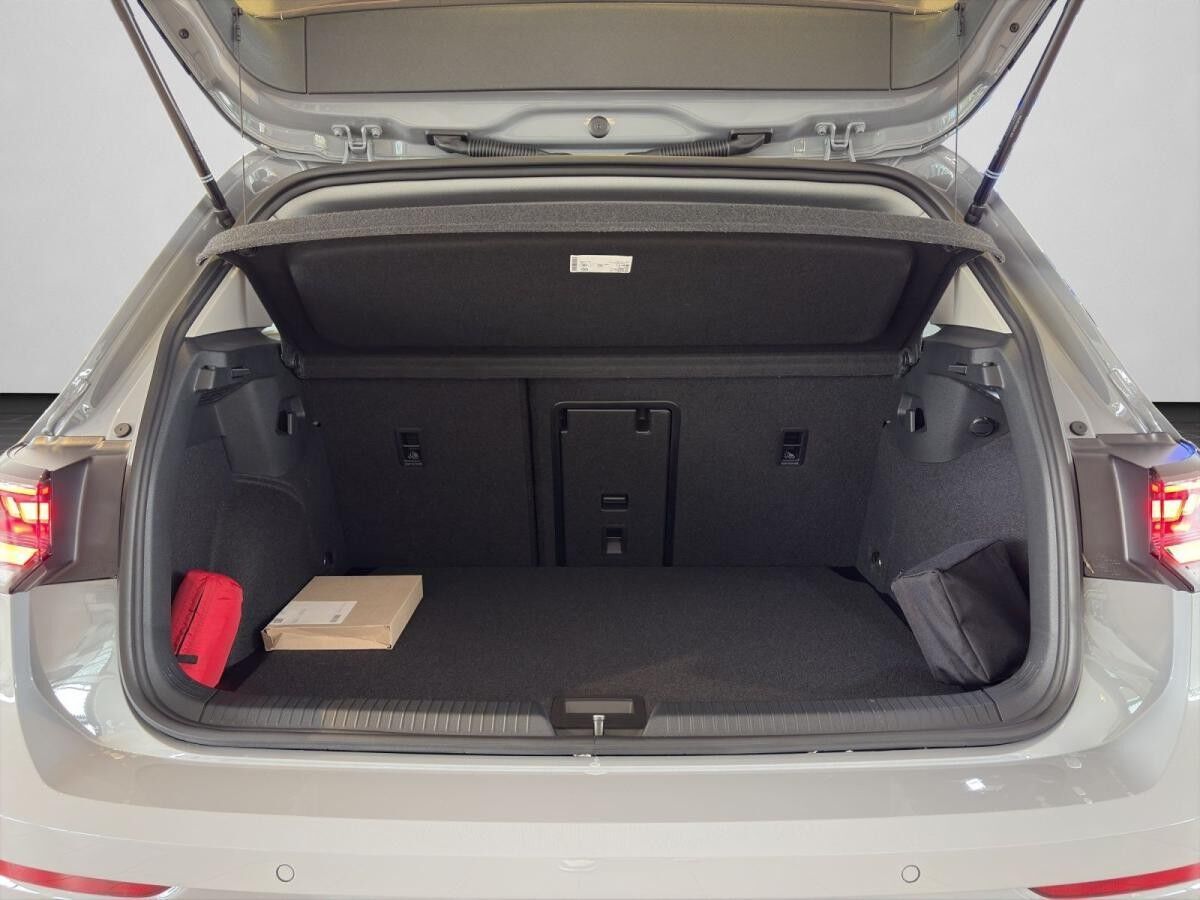 Volkswagen Golf GOAL 1.5 eTSI DSG *PANO *MATRIX *KAMERA *IQ