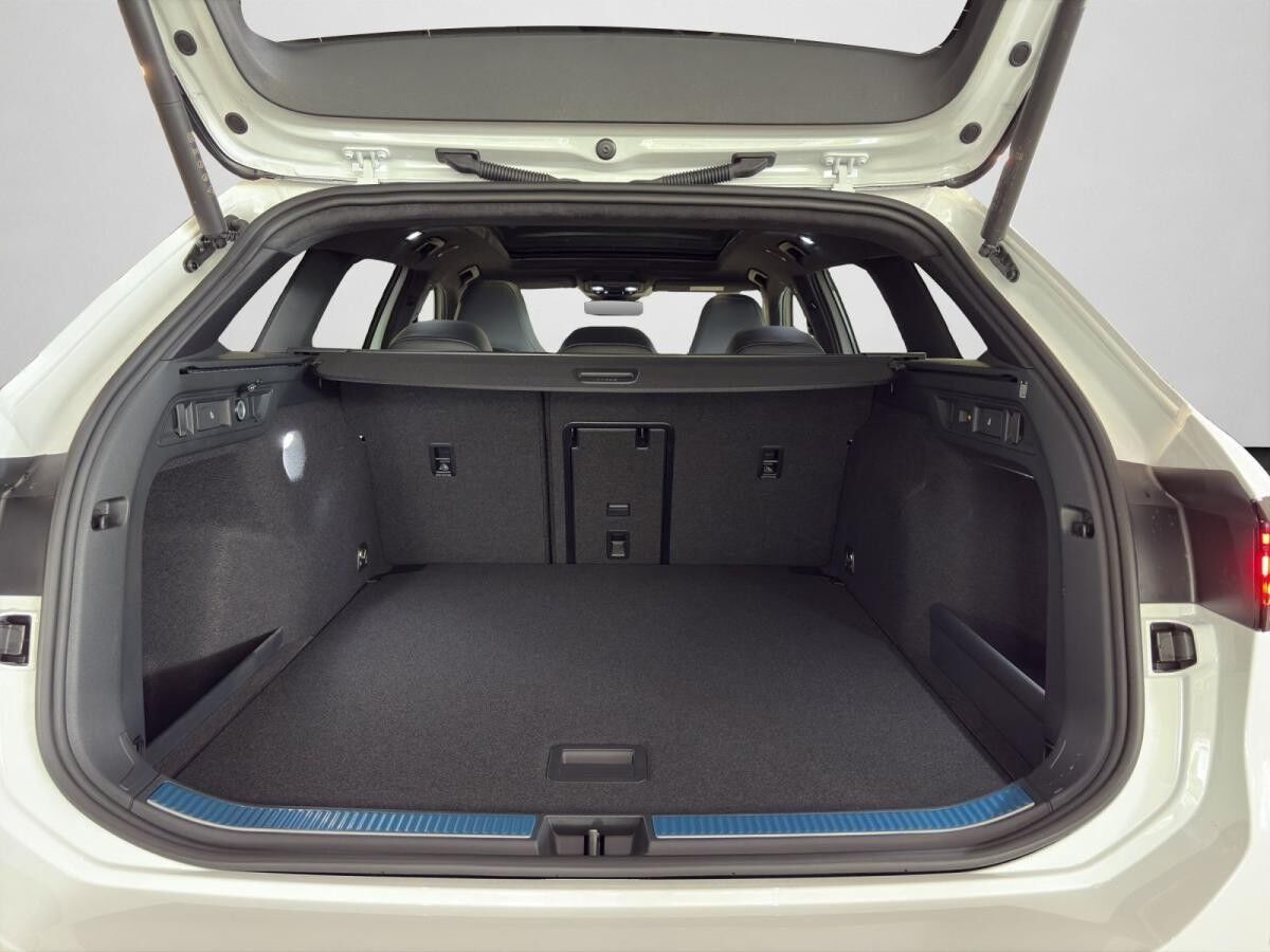 Volkswagen Passat Variant R-Line 2.0 TDI 4MOT DSG SIGNATURE