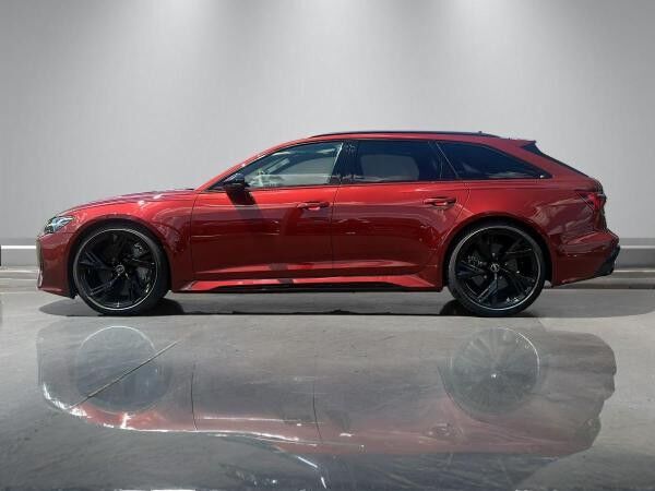 Audi RS6 Avant performance AHK+SPORTABGAS+KERAMIK+PANO+HUD+360°+MATRIX+STDHZ