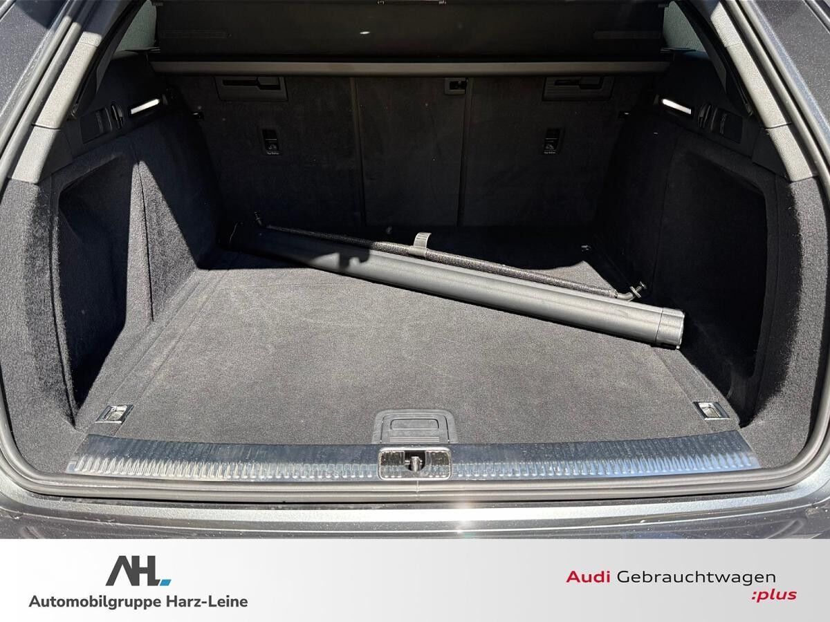 Audi RS4 Avant 2.9 TFSI quattro Pano HuD Keramik 280km/h RS-Sportabgas