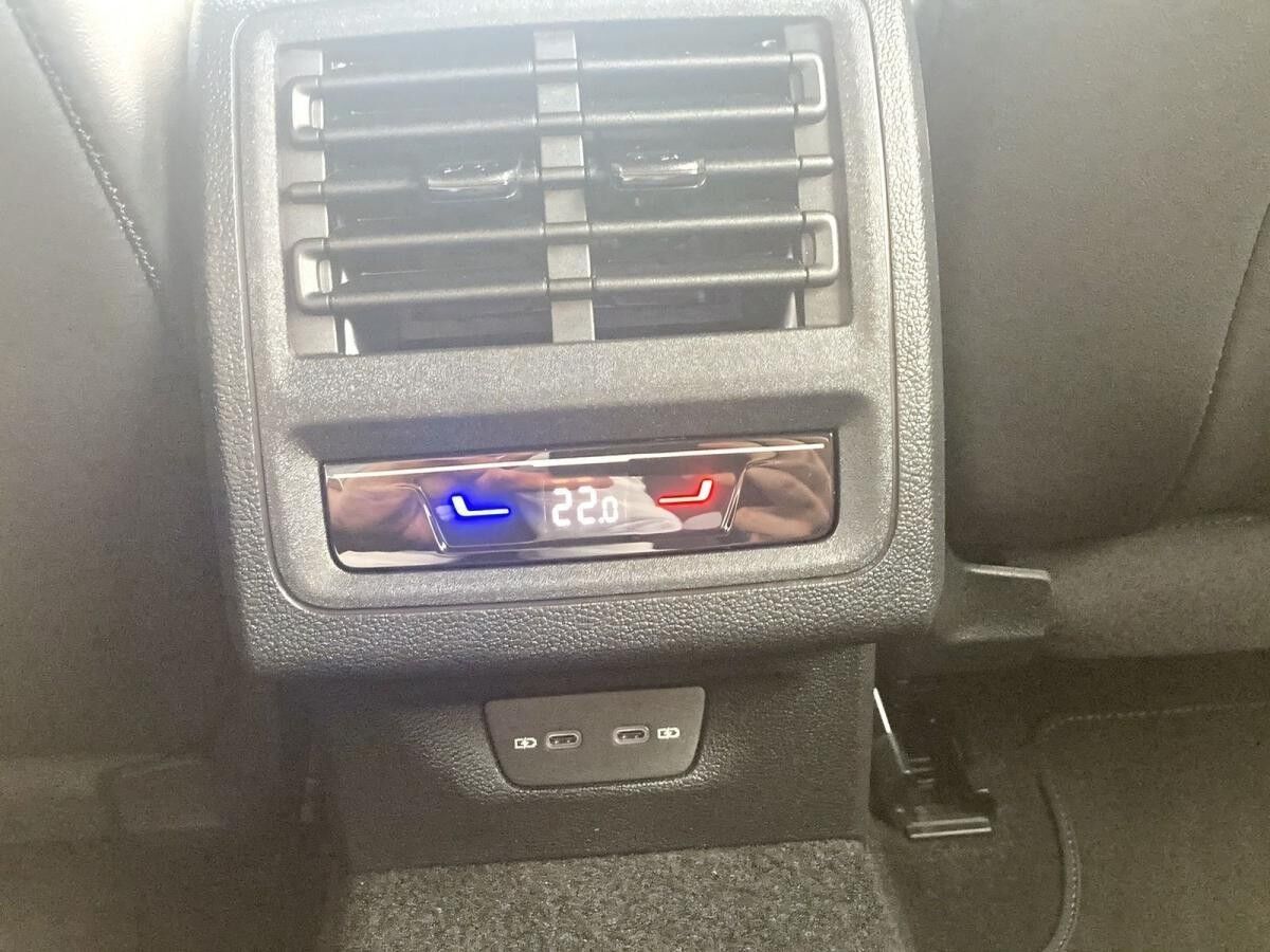 Volkswagen Golf R-Line 1,5 l TSI  AHK+KAMERA+NAVI *SOFORT VERFÜGBAR*