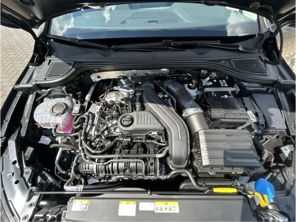Volkswagen Golf Life 1.5 l eTSI OPF DSG CarPlay Hyb. ACC