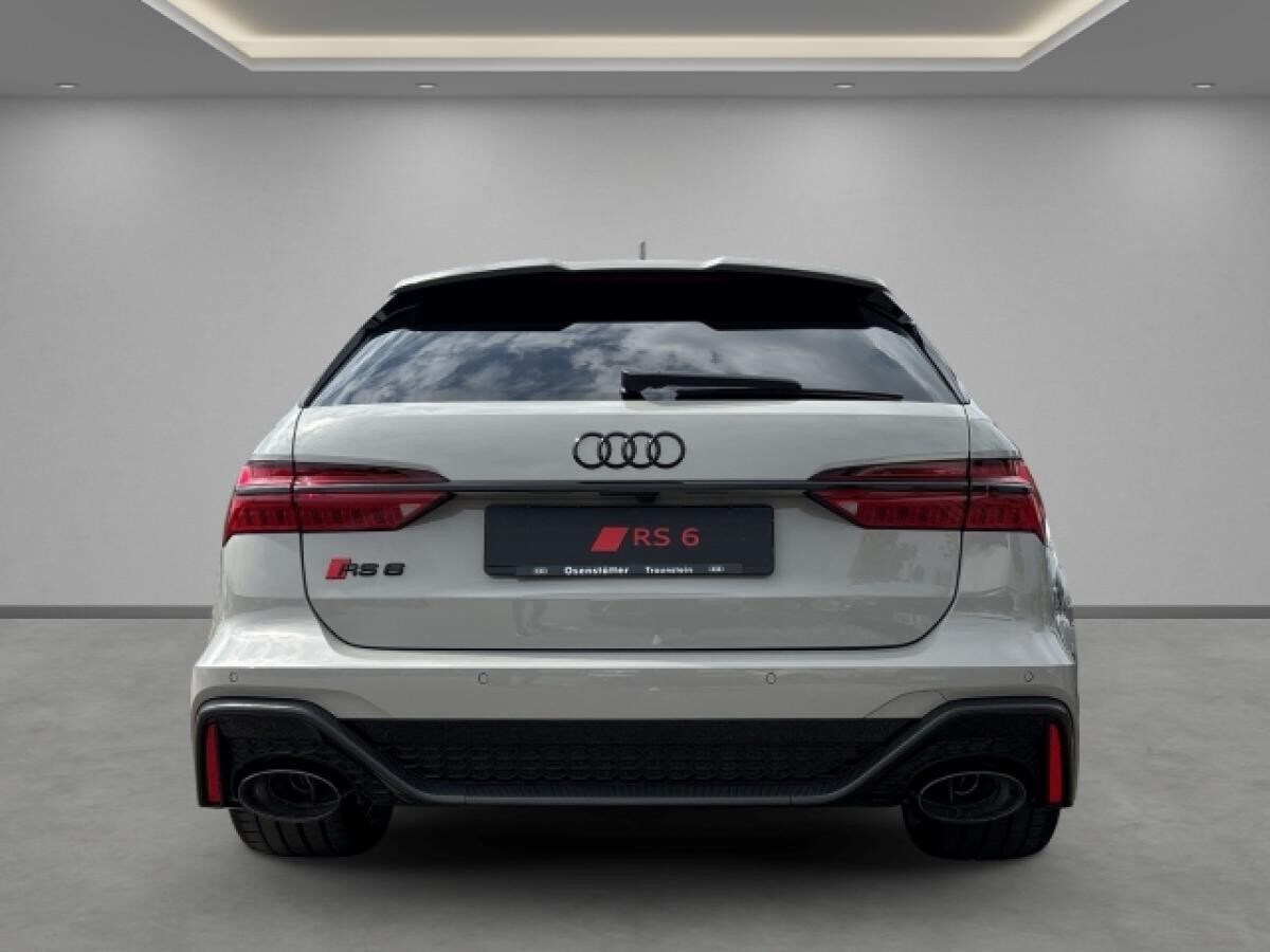 Audi RS6 Avant performance qu (630 PS) tiptronic