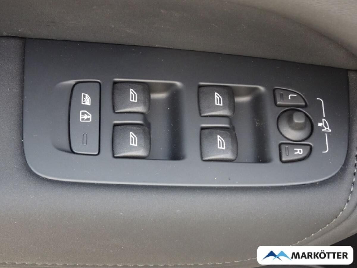 Volvo XC60 T8 AWD Ultra Dark Plug-In Hybrid/Massagesitze