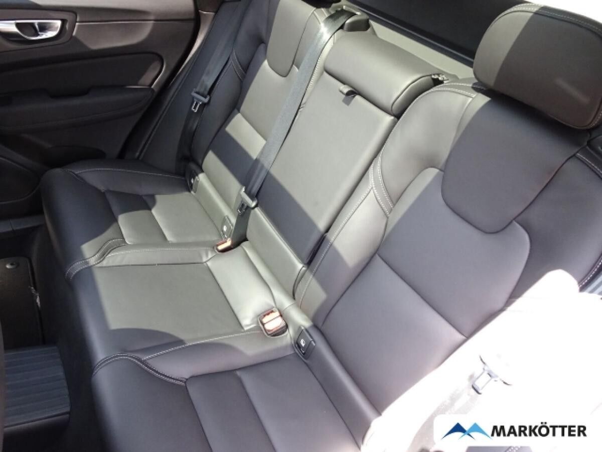 Volvo XC60 T8 AWD Ultra Dark Plug-In Hybrid/Massagesitze