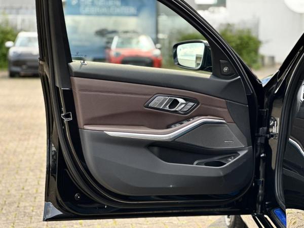 BMW 330 d xDrive Limousine M Sportpaket HK HiFi DAB