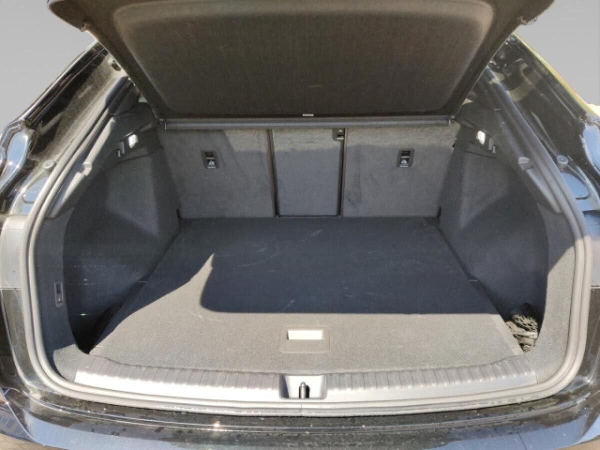 Audi Q4 e-tron Sportback 45 quattro S line Matrix AHK