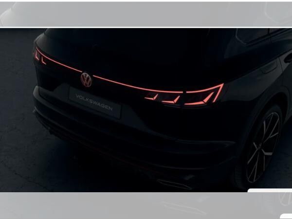 Volkswagen Touareg R-LINE 286PS V6 TDI*BLACK STYLE*MATRIX*AHK*LUFT*STANDHZG*PANO*LEDER*118.280€