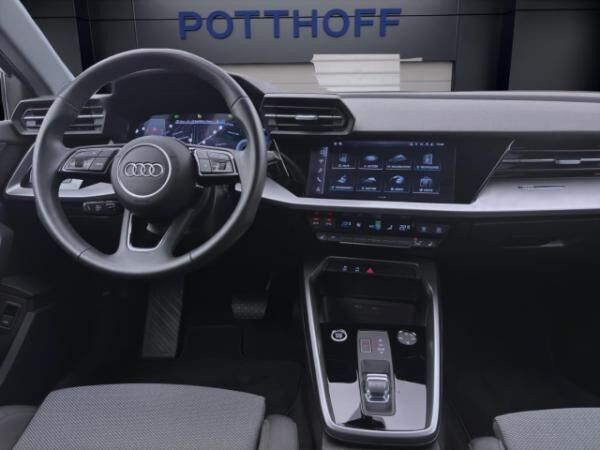 Audi A3 Sportback 30 TFSI S LINE NAVI AHK PDC VIRTUAL