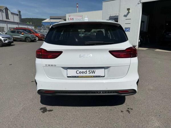 Kia Ceed SW Spirit 1.5T DCT +TECHNOLOGIE
