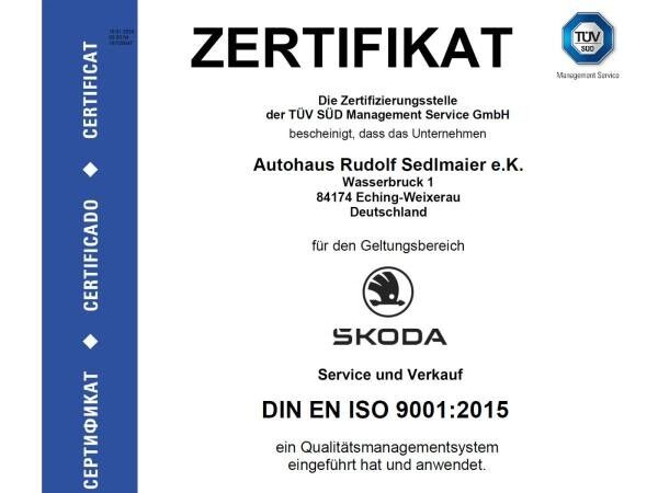 Skoda Kamiq 1.5 TSI Monte Carlo PANO|AHK|WSSHz|ACC|MTRX
