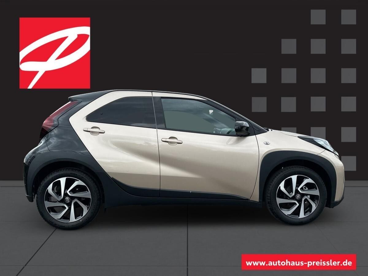 Toyota Aygo X Teamplayer