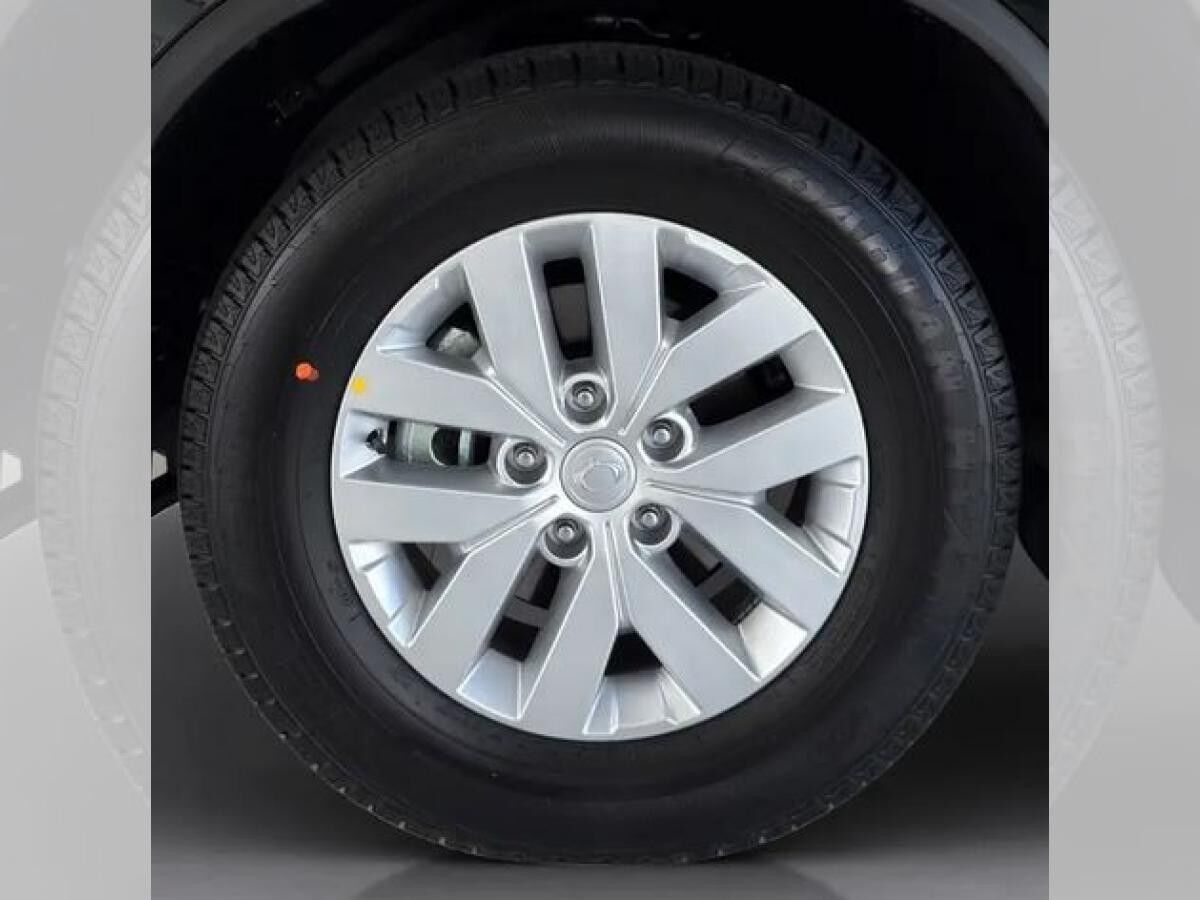 KGM Musso Grand Core 2.2 E-XDI AT 4WD *Navi/RFK/PDC*