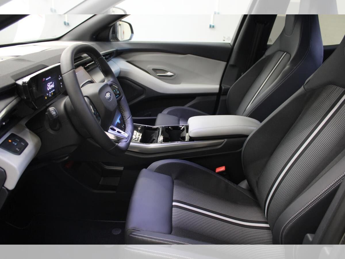 Ford Capri PRIVAT *SOFORT VERFÜGBAR* 77 kWh RWD Extended Range
