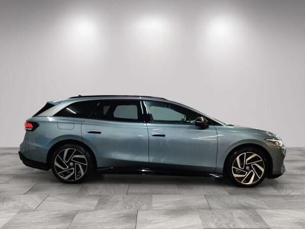 Volkswagen ID.7 Tourer Pro h/AHK/Matrix/Wärmepu/02.30Garantie