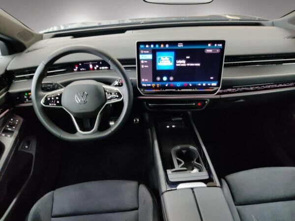 Volkswagen ID.7 Tourer Pro h/AHK/Matrix/Wärmepu/02.30Garantie