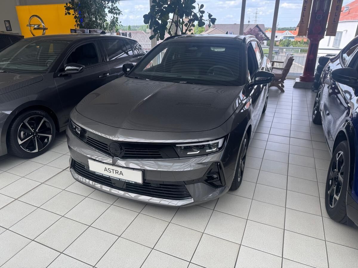Opel Astra Sports Tourer GS 6G Allwetter, Alcantara, Komfort-&Tech-Paket, Panoramadach