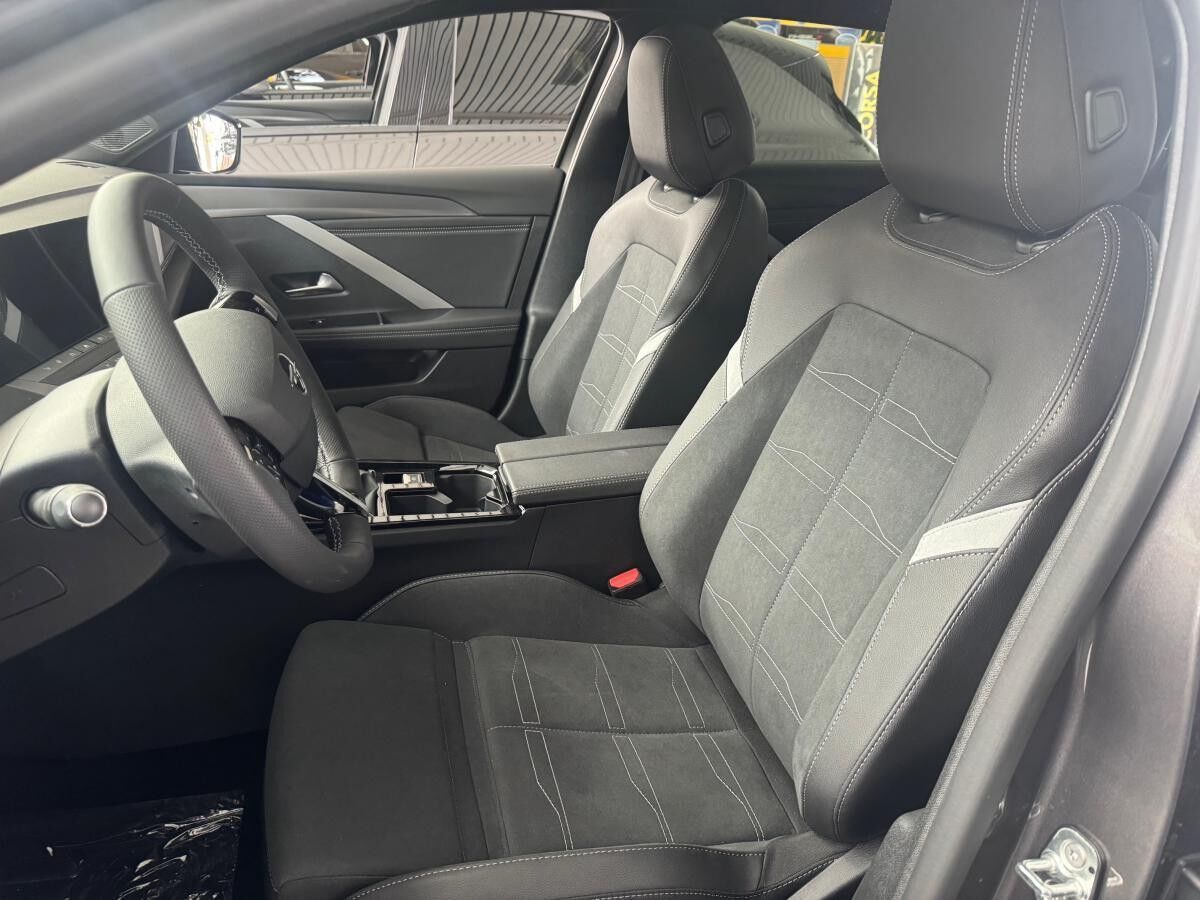 Opel Astra Sports Tourer GS 6G Allwetter, Alcantara, Komfort-&Tech-Paket, Panoramadach