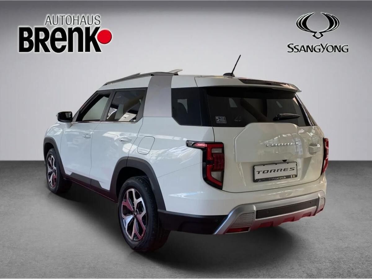 SsangYong Torres Quartz 1.5 AT 4x2 *NAVI/PDC/RFK/LED***
