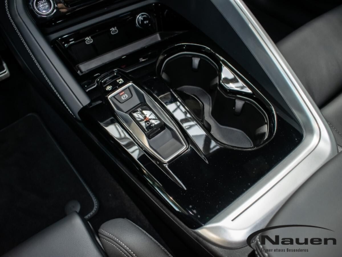 Audi Q5 Sportback TDI quattro S line*Sonderleasing*