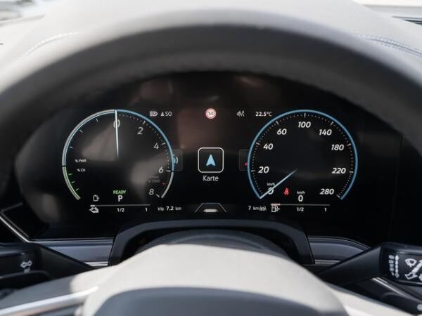 Volkswagen Touareg 3,0 l V6 eHybrid 4MOTION 8-Gang-Automatik (Tiptronic) DYNAUDIO-LM21-AHK-MATRIX