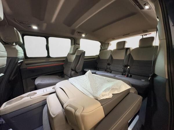Volkswagen Multivan Style 2.0 TDI DSG STHZ NAVI AHK 7-SITZE