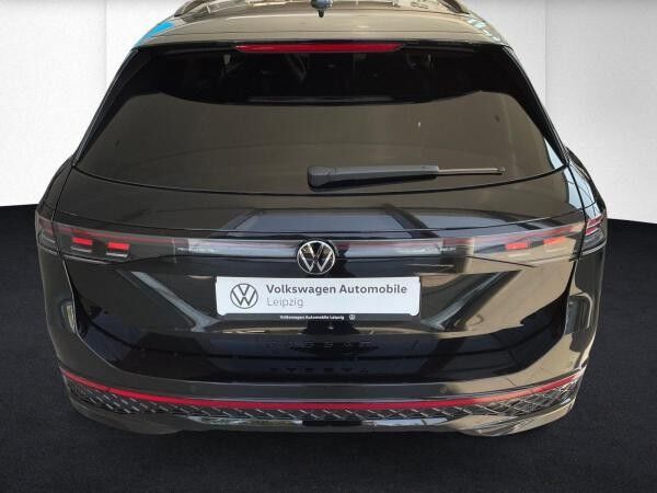 Volkswagen Passat R-Line 1.5 l eHybrid / PSD