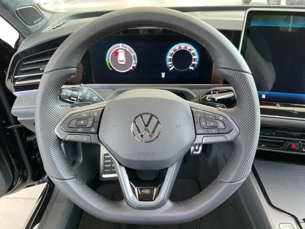 Volkswagen Passat R-Line 1.5 l eHybrid / PSD
