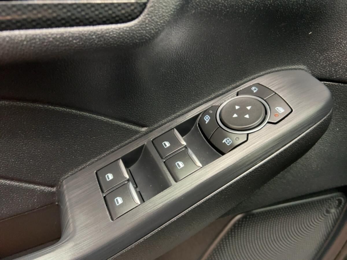 Ford Kuga ST-Line X HYBRID